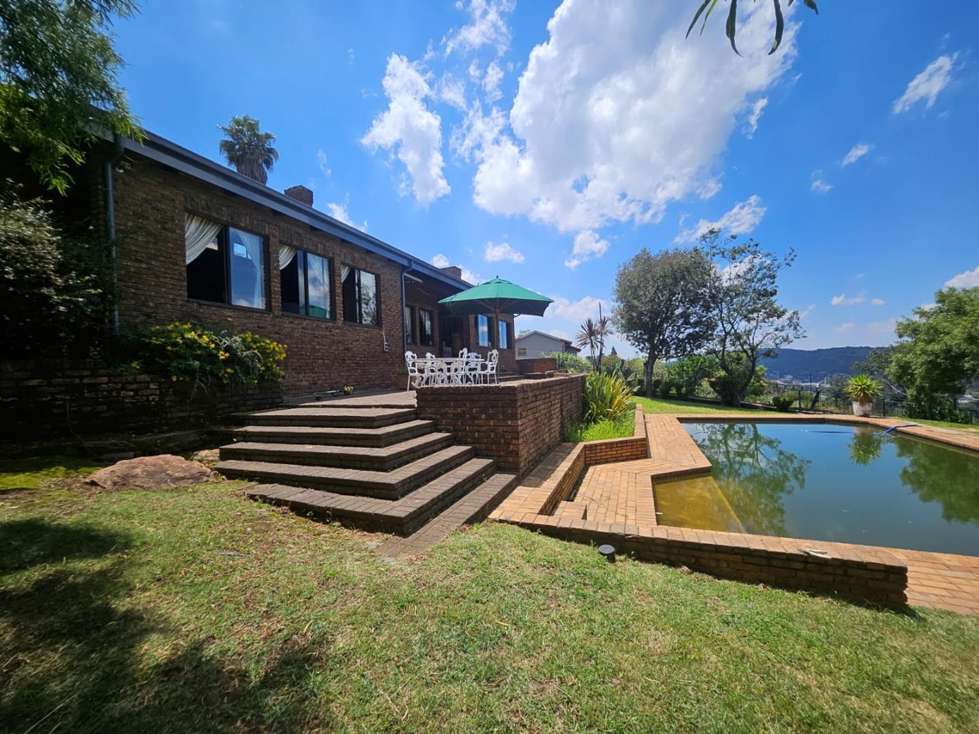 5 Bedroom House in Mondeor