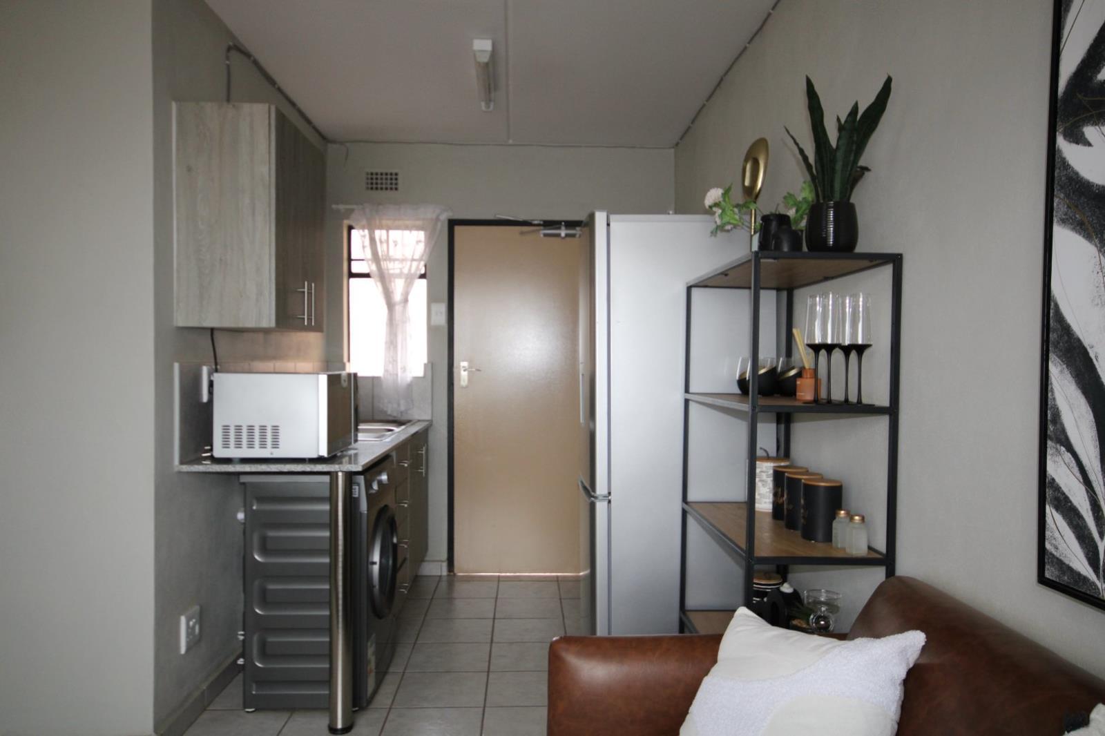 2 Bedroom Simplex in Selcourt