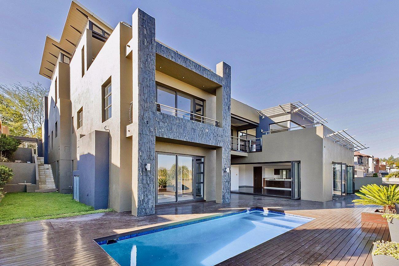4 Bedroom House in Eagle Canyon Golf Estate