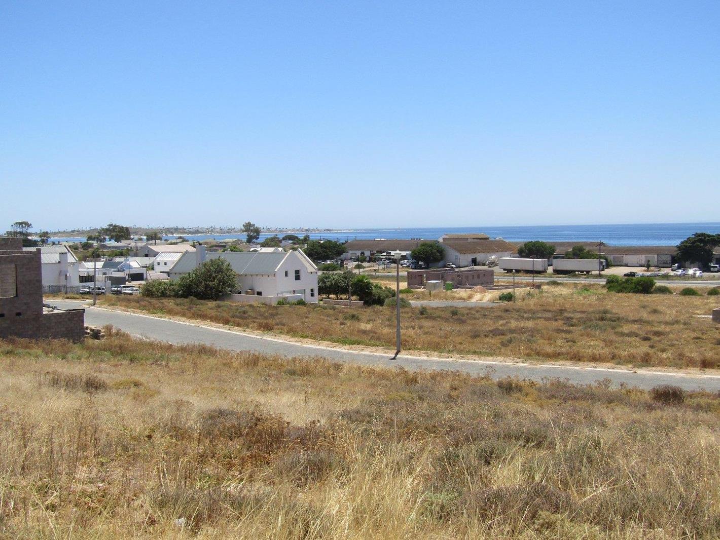 481 m² Land available in Da Gama Bay