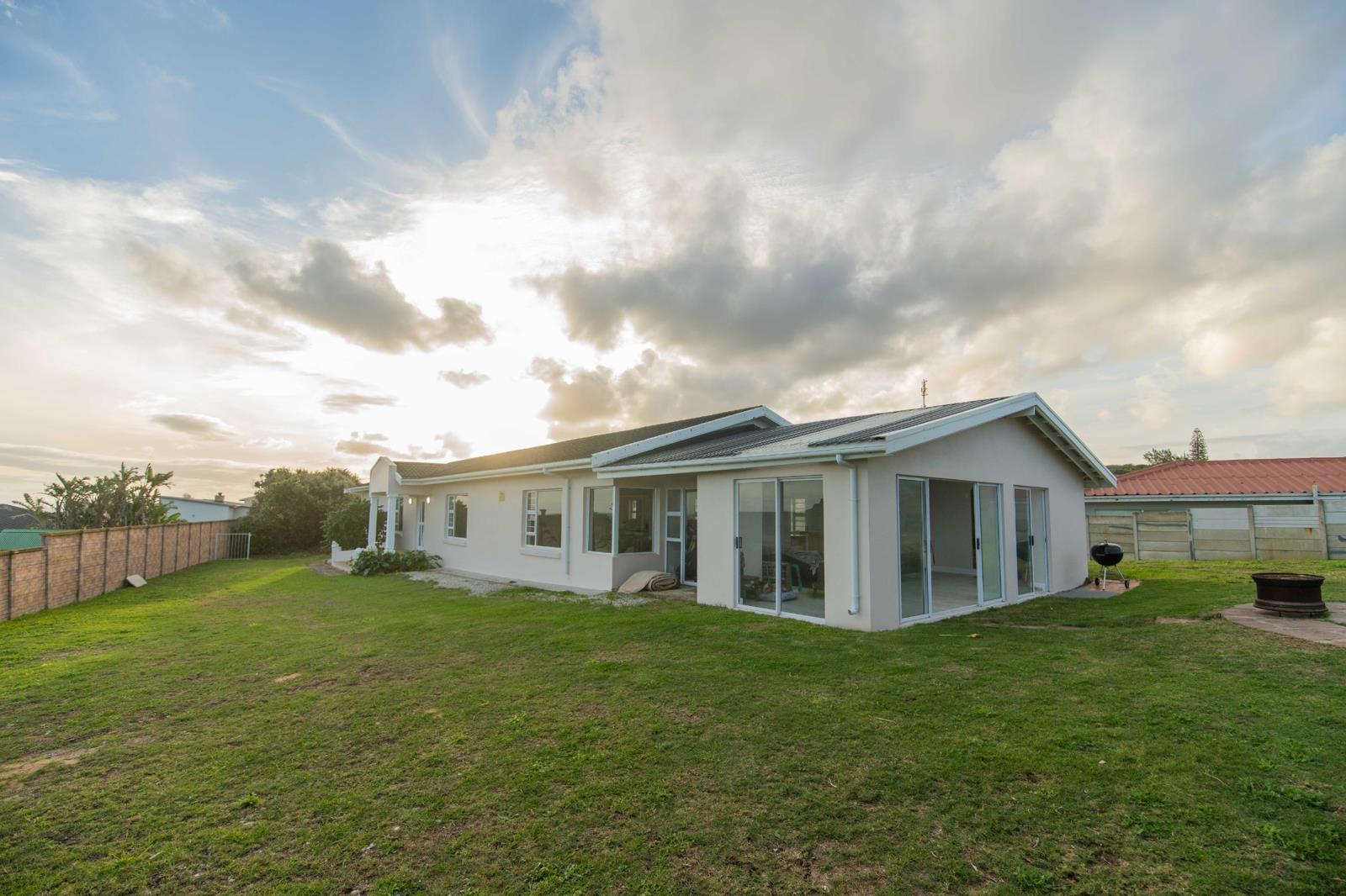 3 Bedroom House in Seaview