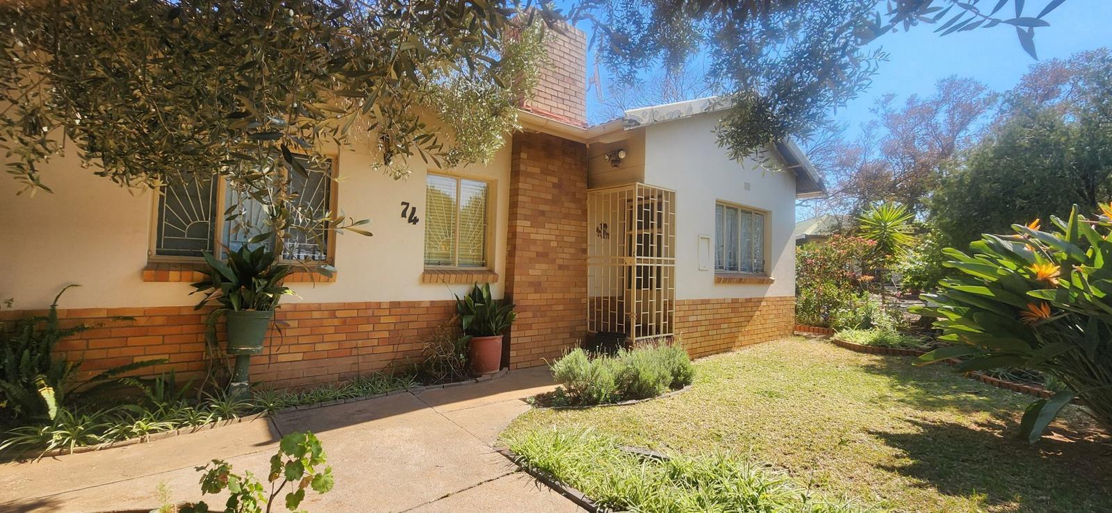 3 Bedroom House in Beaconsfield
