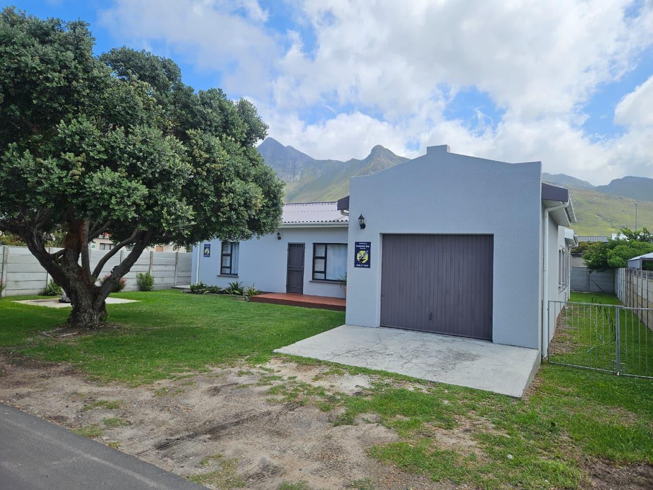 3 Bedroom House in Kleinmond