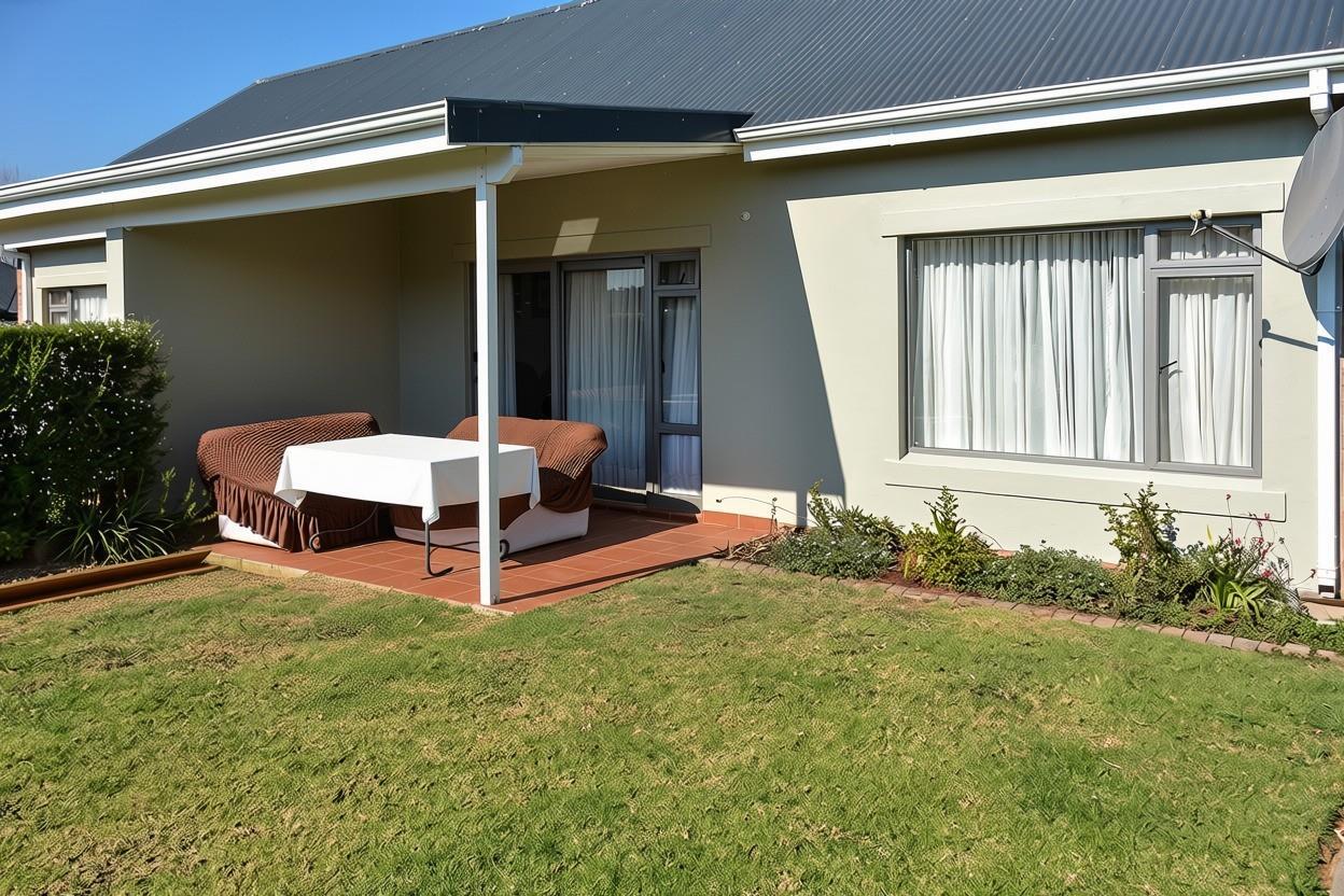 1 Bedroom House in St Johns Village