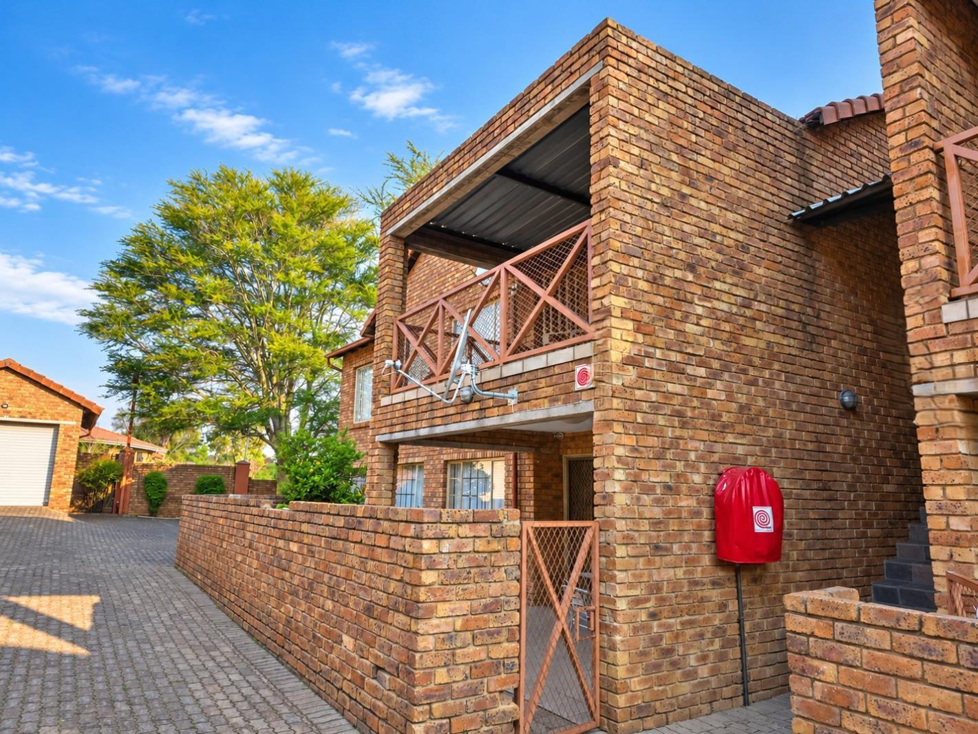 3 Bedroom Apartment in The Reeds