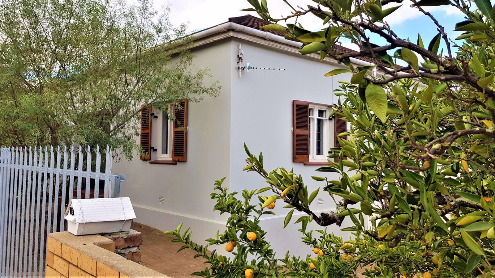 2 Bedroom House in Bergzicht