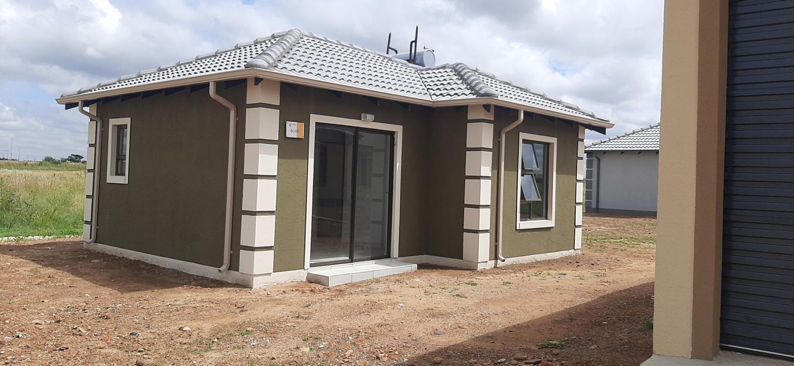 2 Bedroom Simplex in Sharon Park
