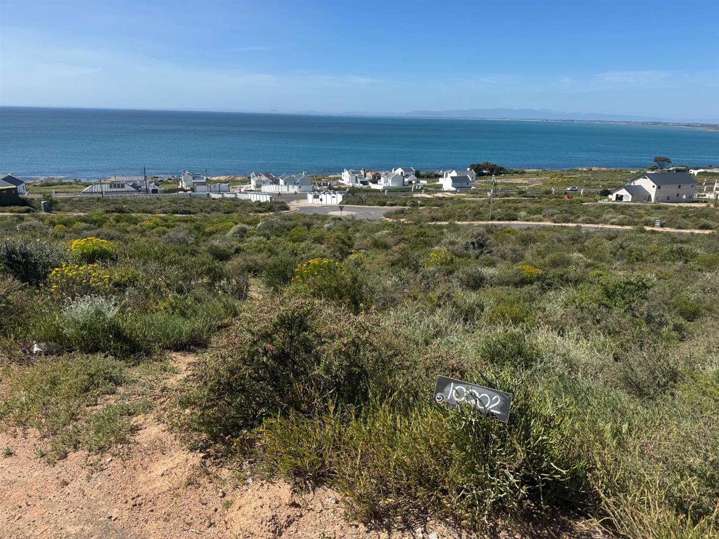 434 m² Land available in St Helena Views