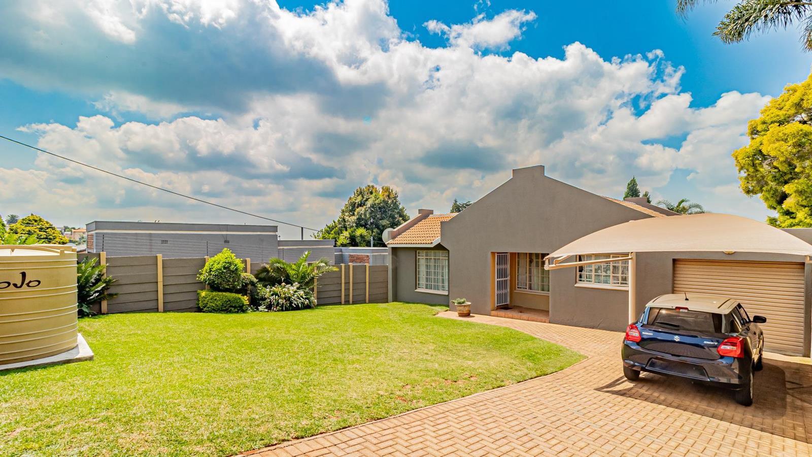 3 Bedroom House in Greymont