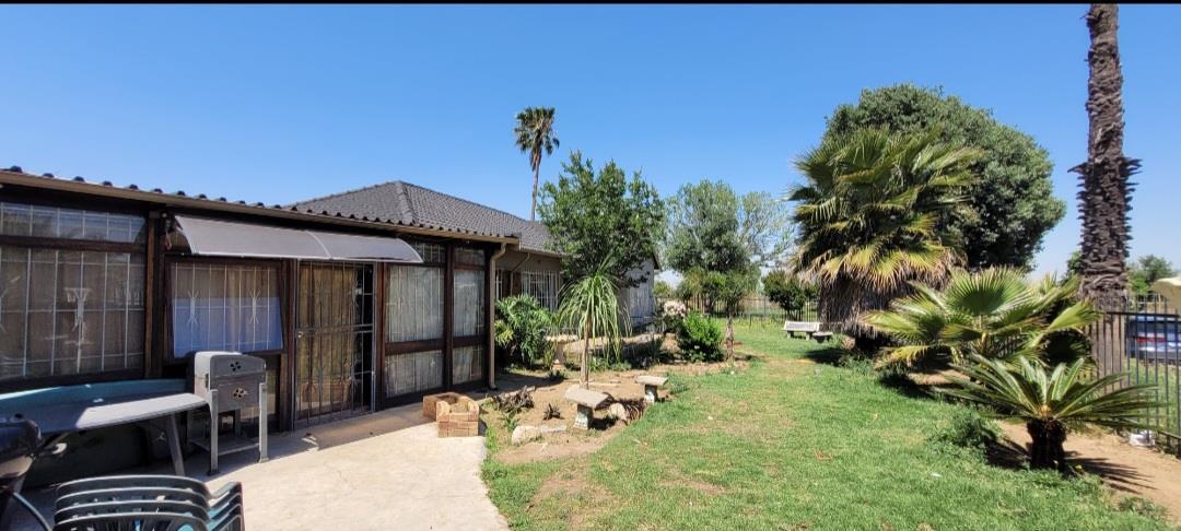 5 Bedroom House in Elspark