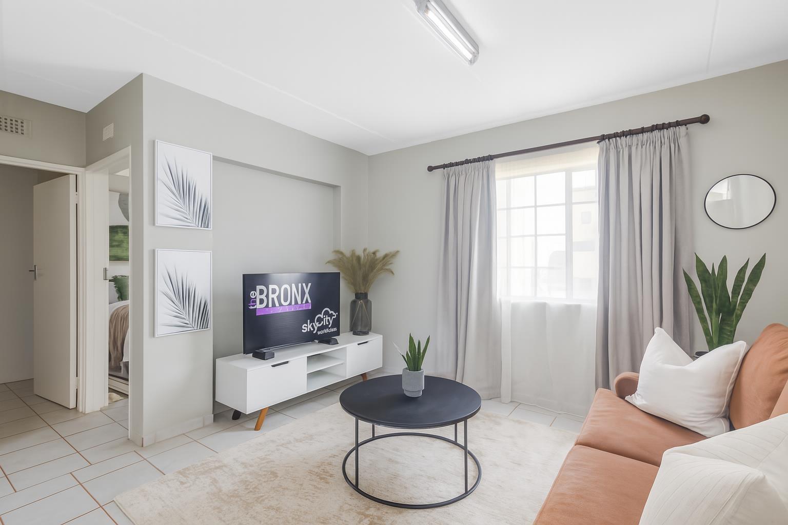 2 Bedroom Apartment in Parktown