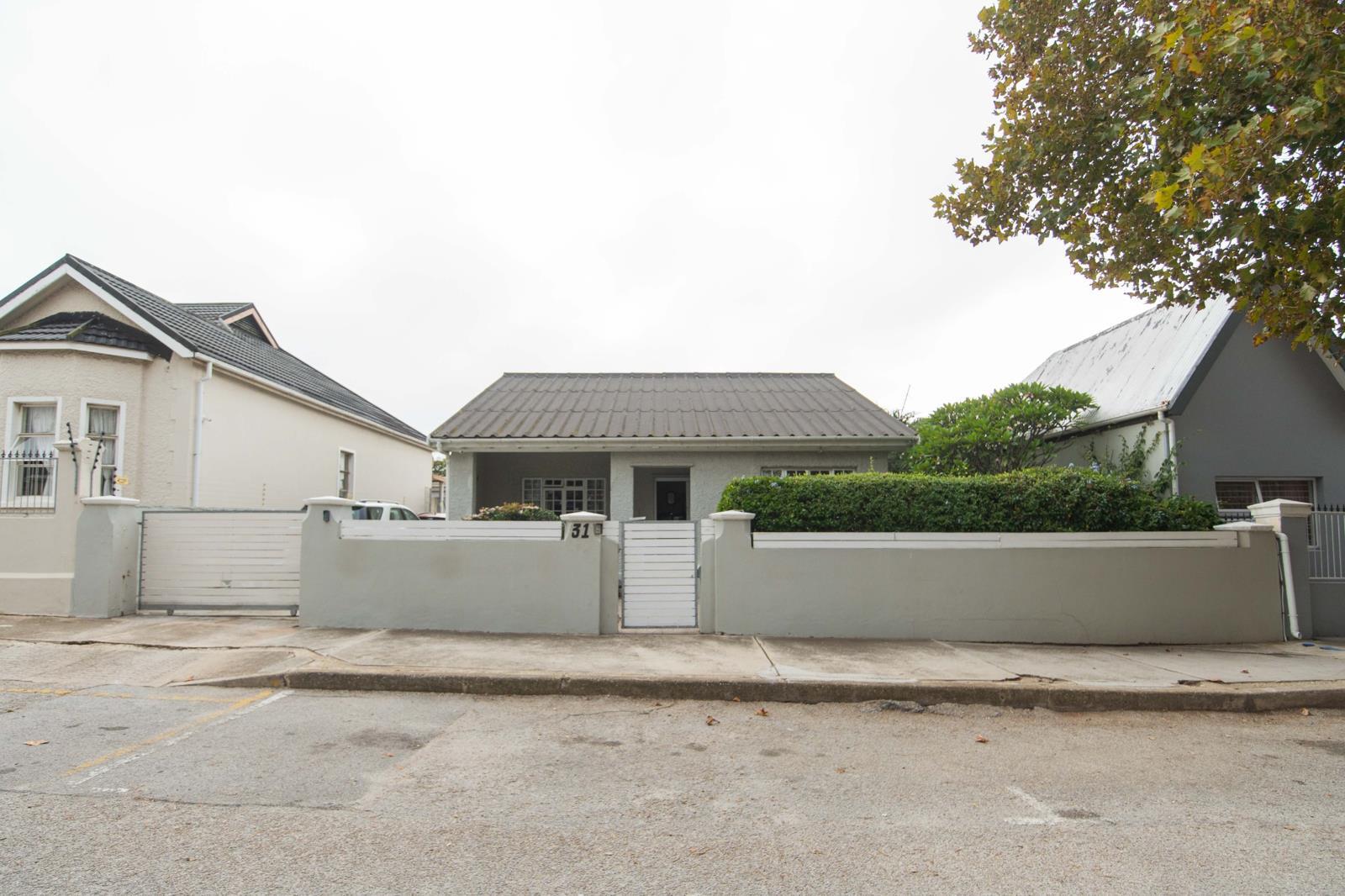 3 Bedroom House in Richmond Hill