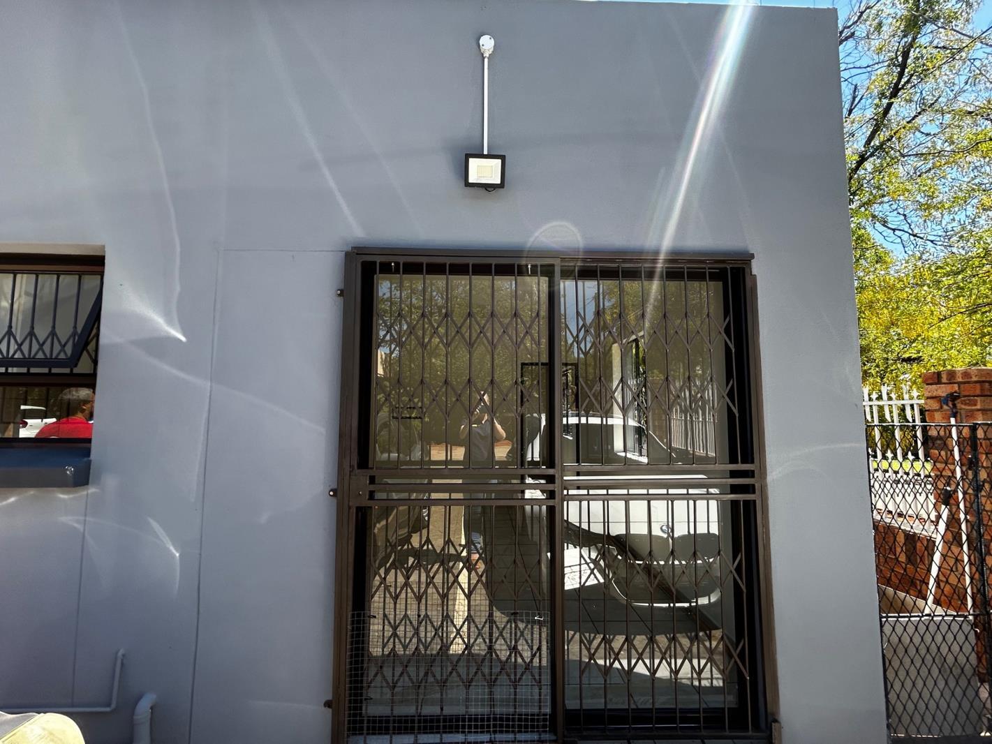 1 Bedroom Apartment in Hadison Park