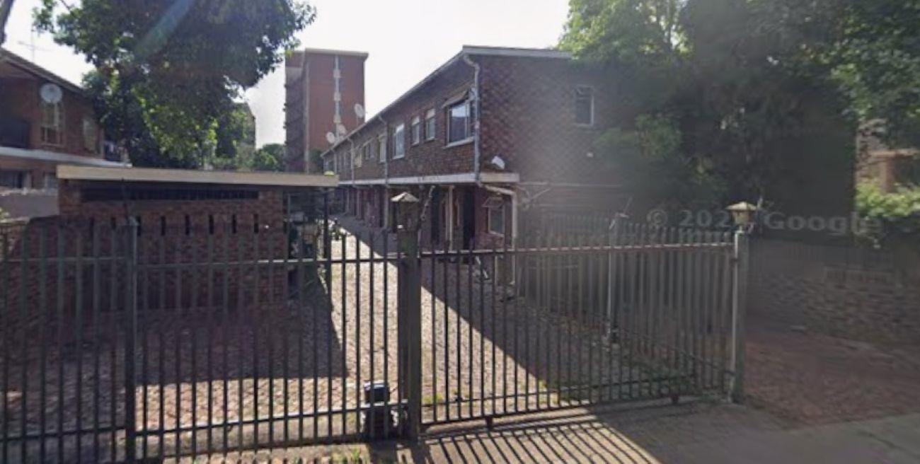 2 Bedroom Duplex in Sunnyside