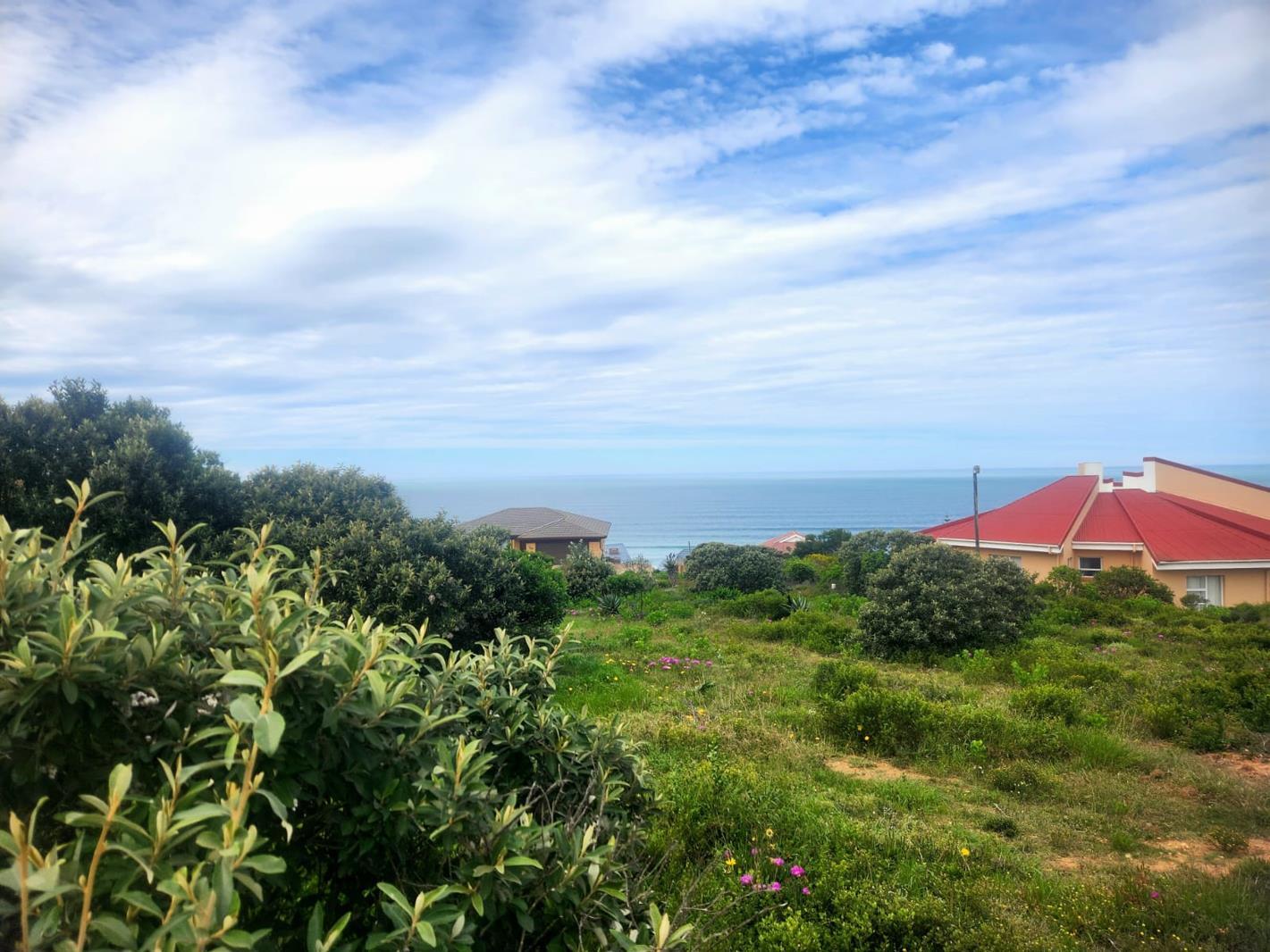 837 m² Land available in Boggomsbaai