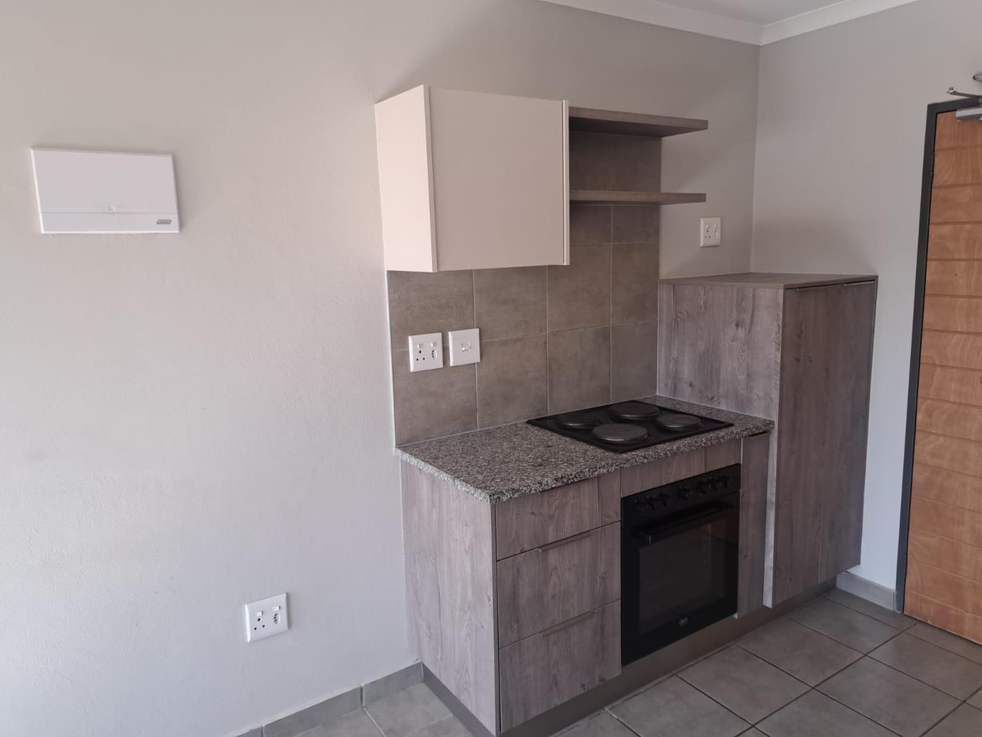 2 Bedroom Apartment in Dorandia