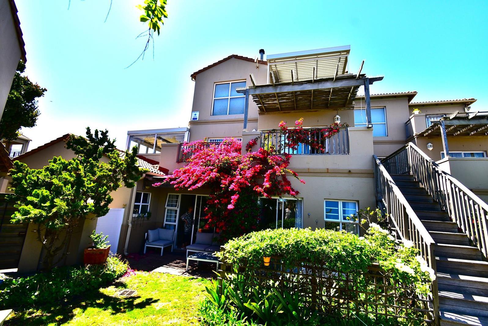 2 Bedroom Apartment in Royal Ascot