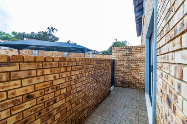 3 Bedroom Townhouse in Brackendowns