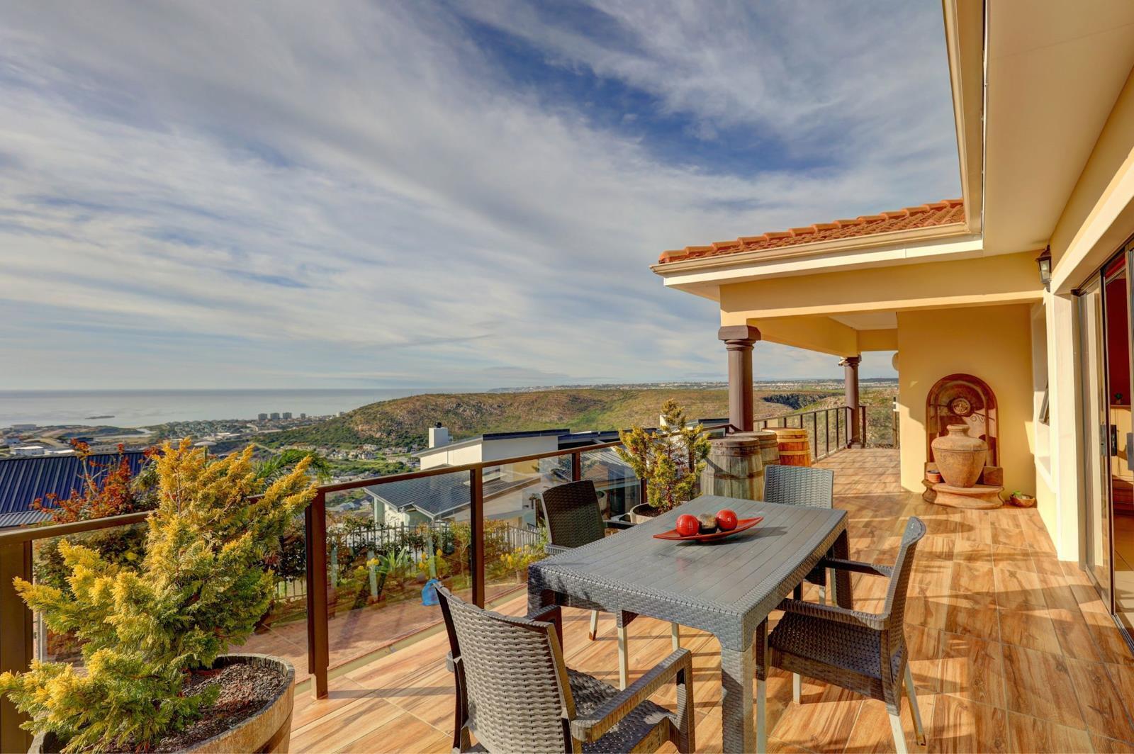 3 Bedroom House in Island View