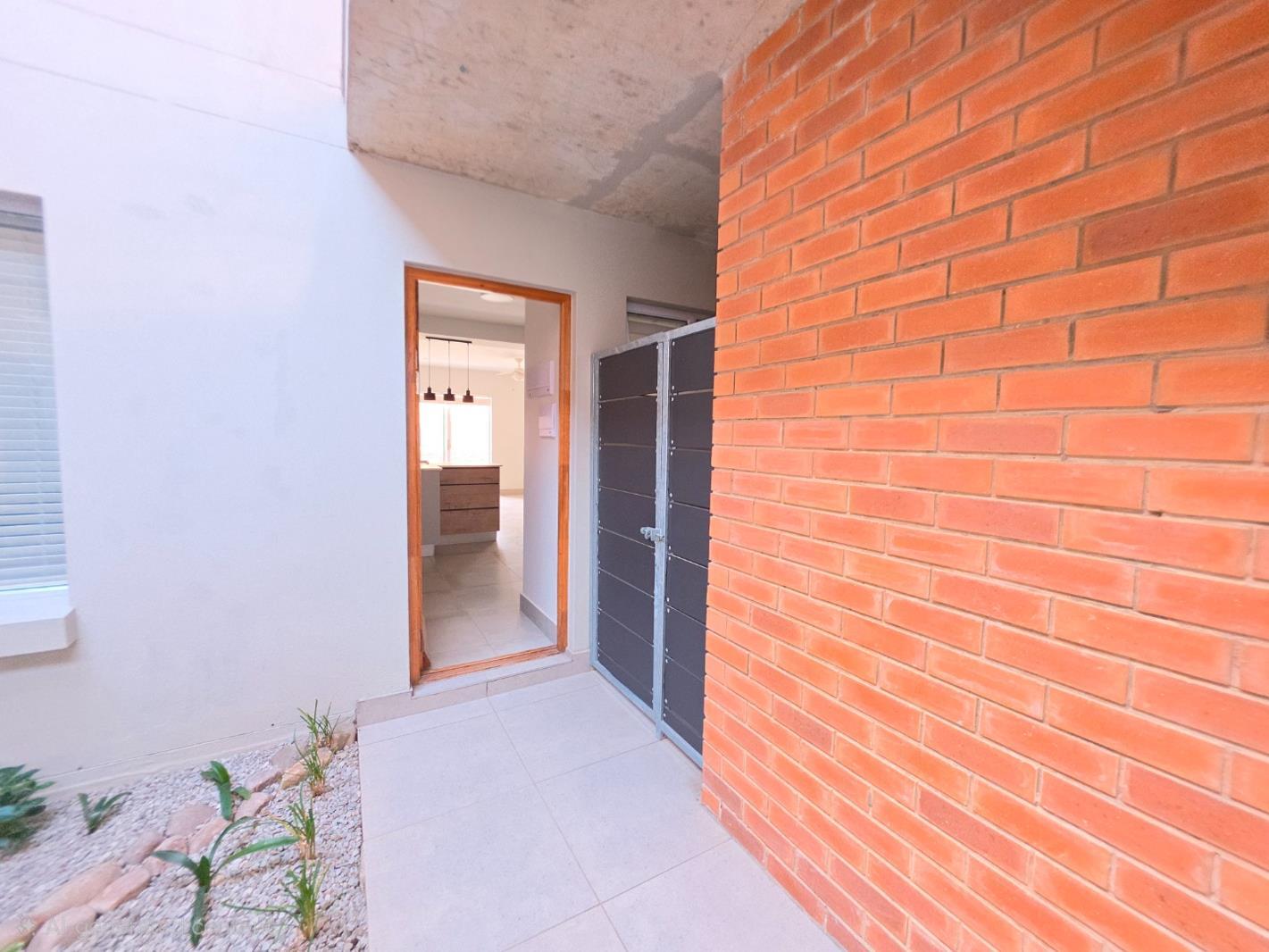 3 Bedroom Apartment in Dormehlsdrift