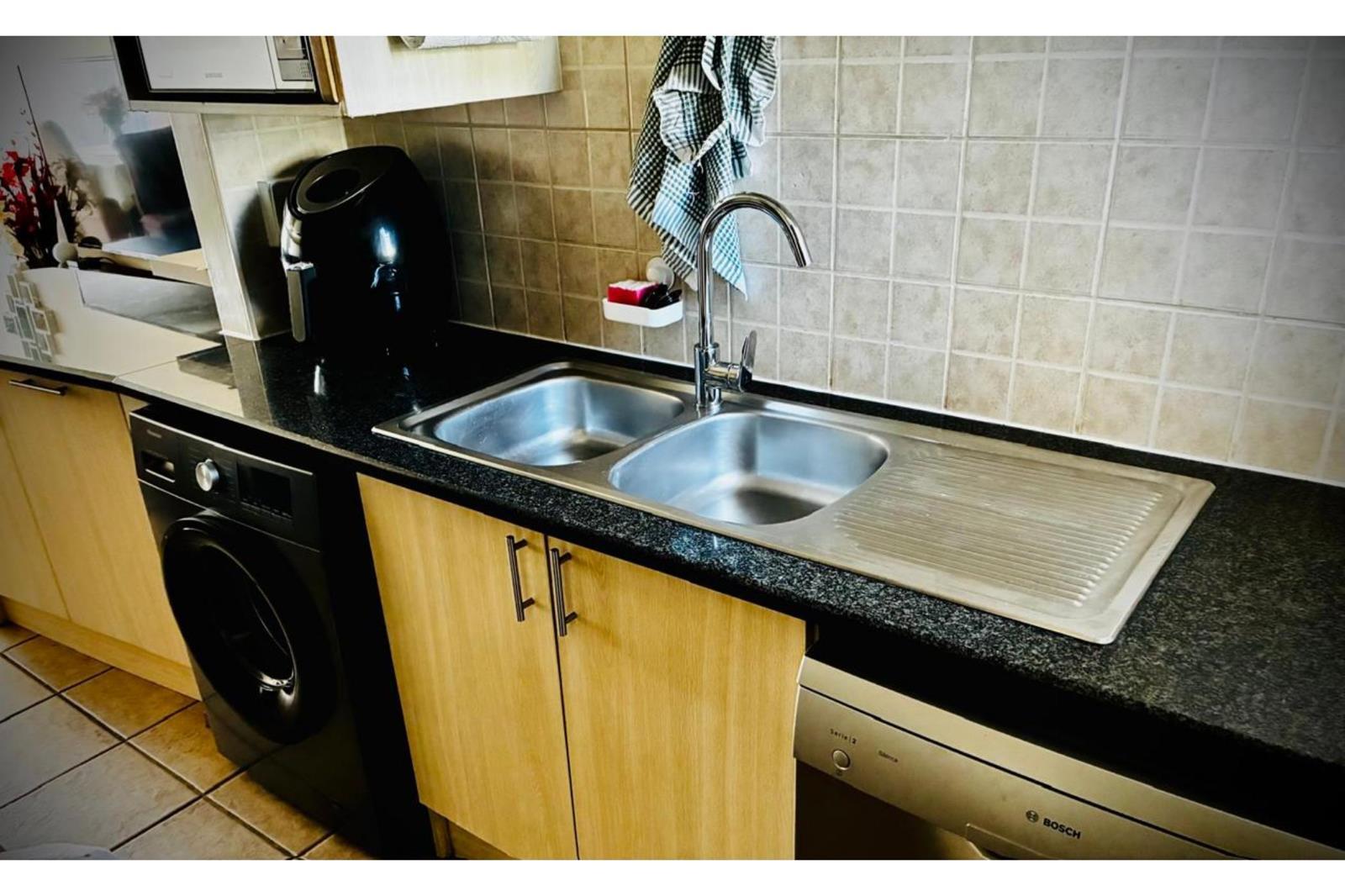 2 Bedroom House in Brentwood Park