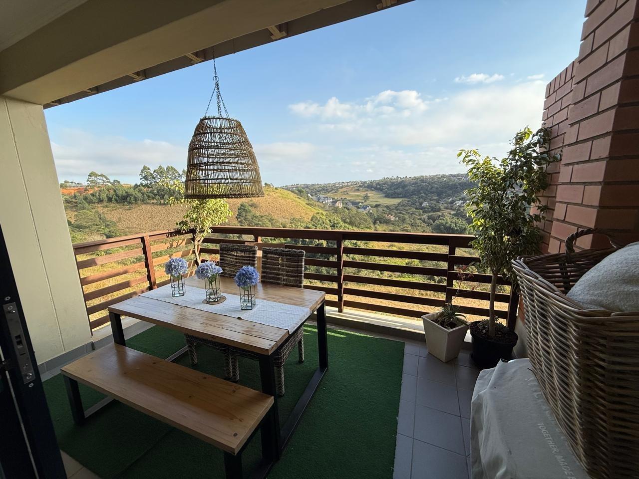 2 Bedroom Apartment in Hillcrest Central