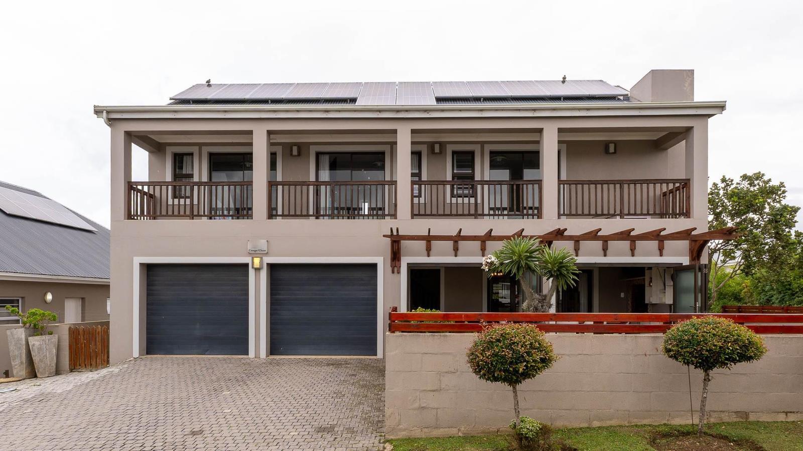 3 Bedroom House in Kraaibosch