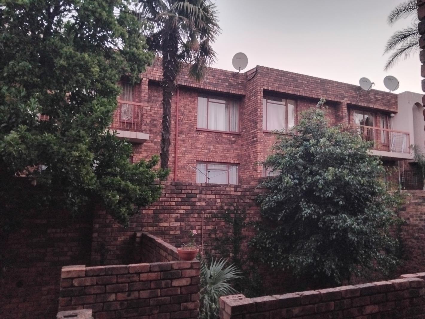 2 Bedroom Apartment in Zwartkop