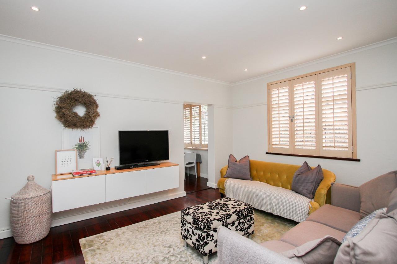 2 Bedroom Apartment in Sea Point