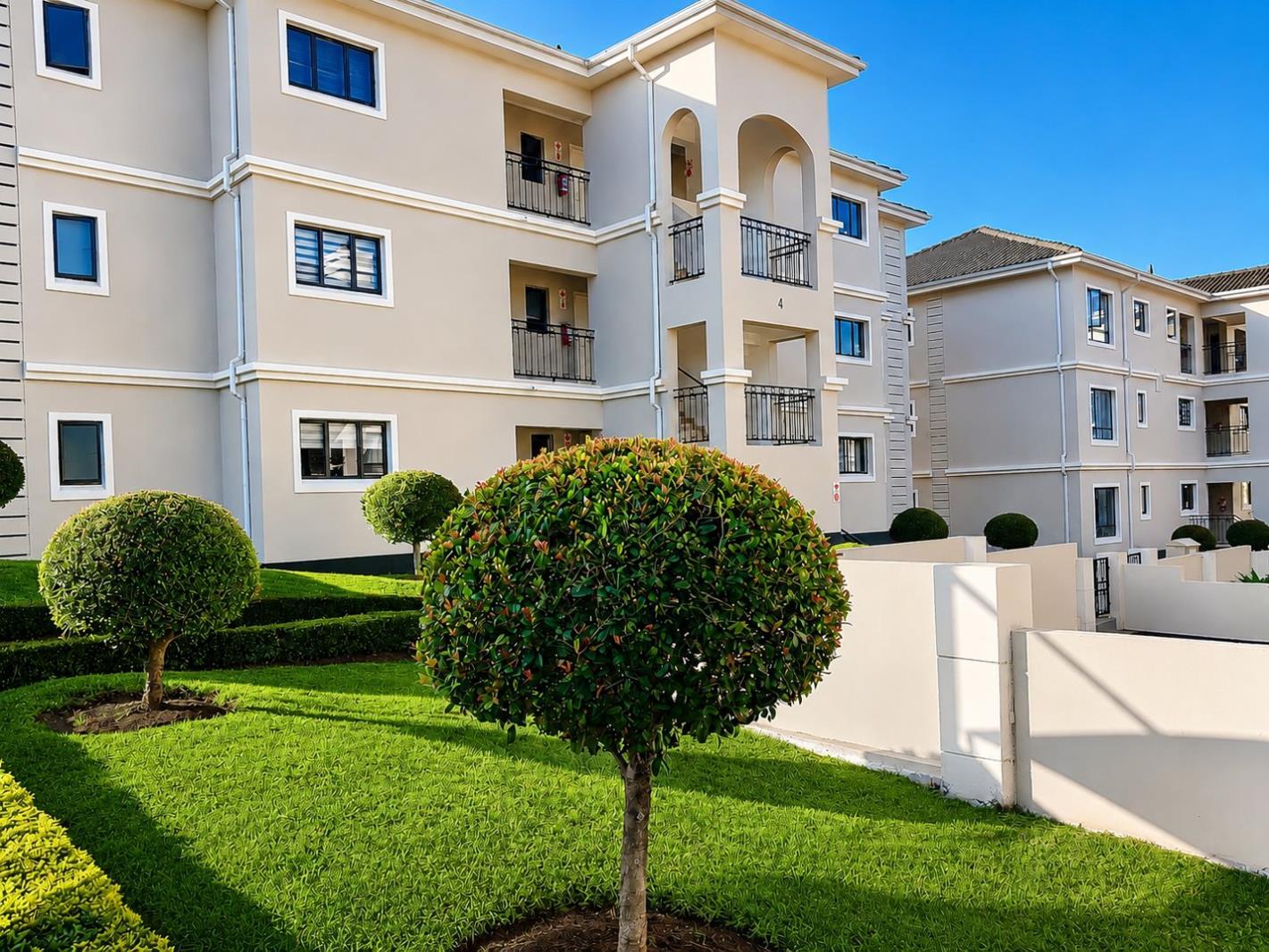 3 Bedroom Apartment in Carlswald Estate