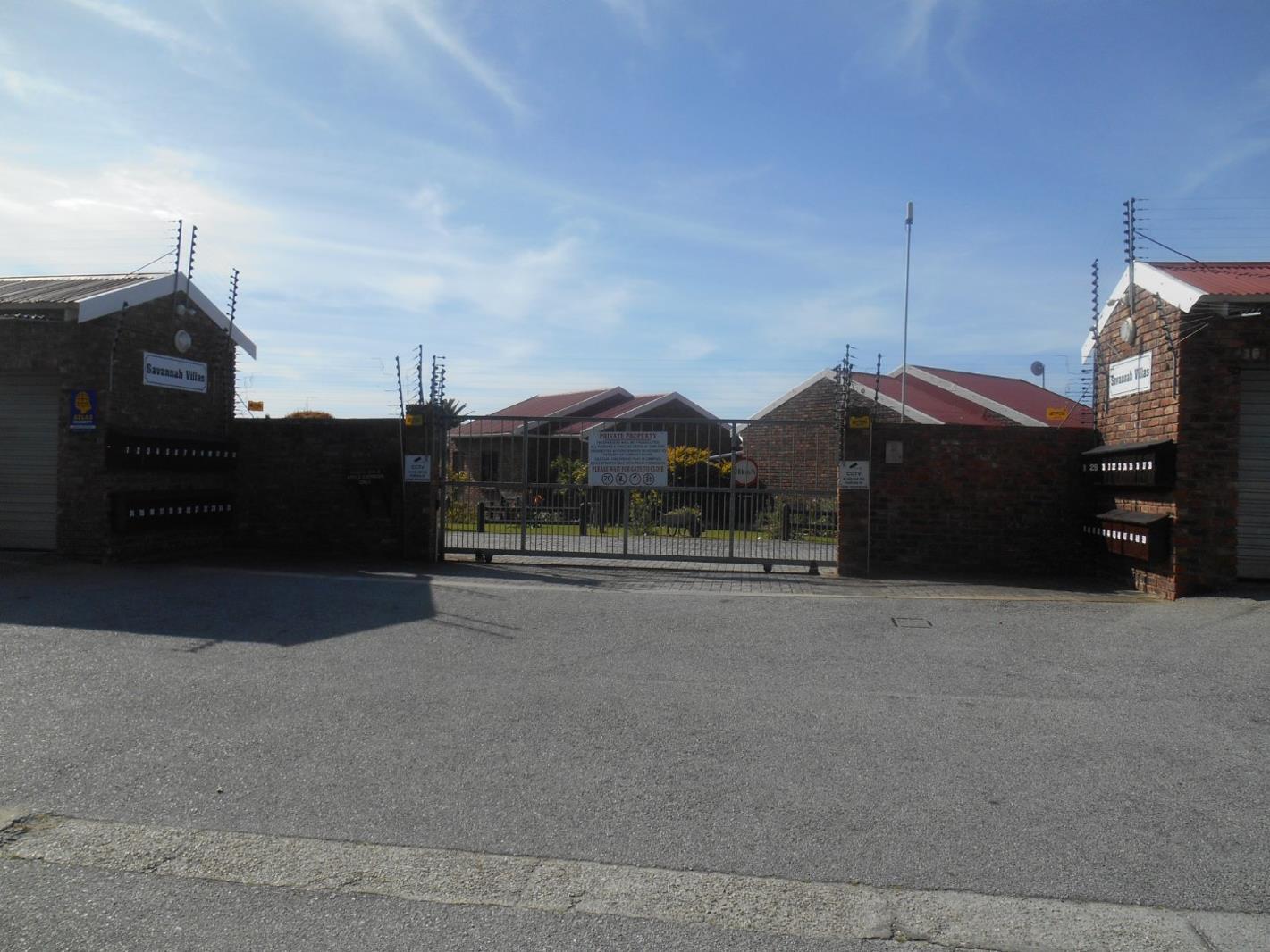 2 Bedroom Townhouse in Lorraine