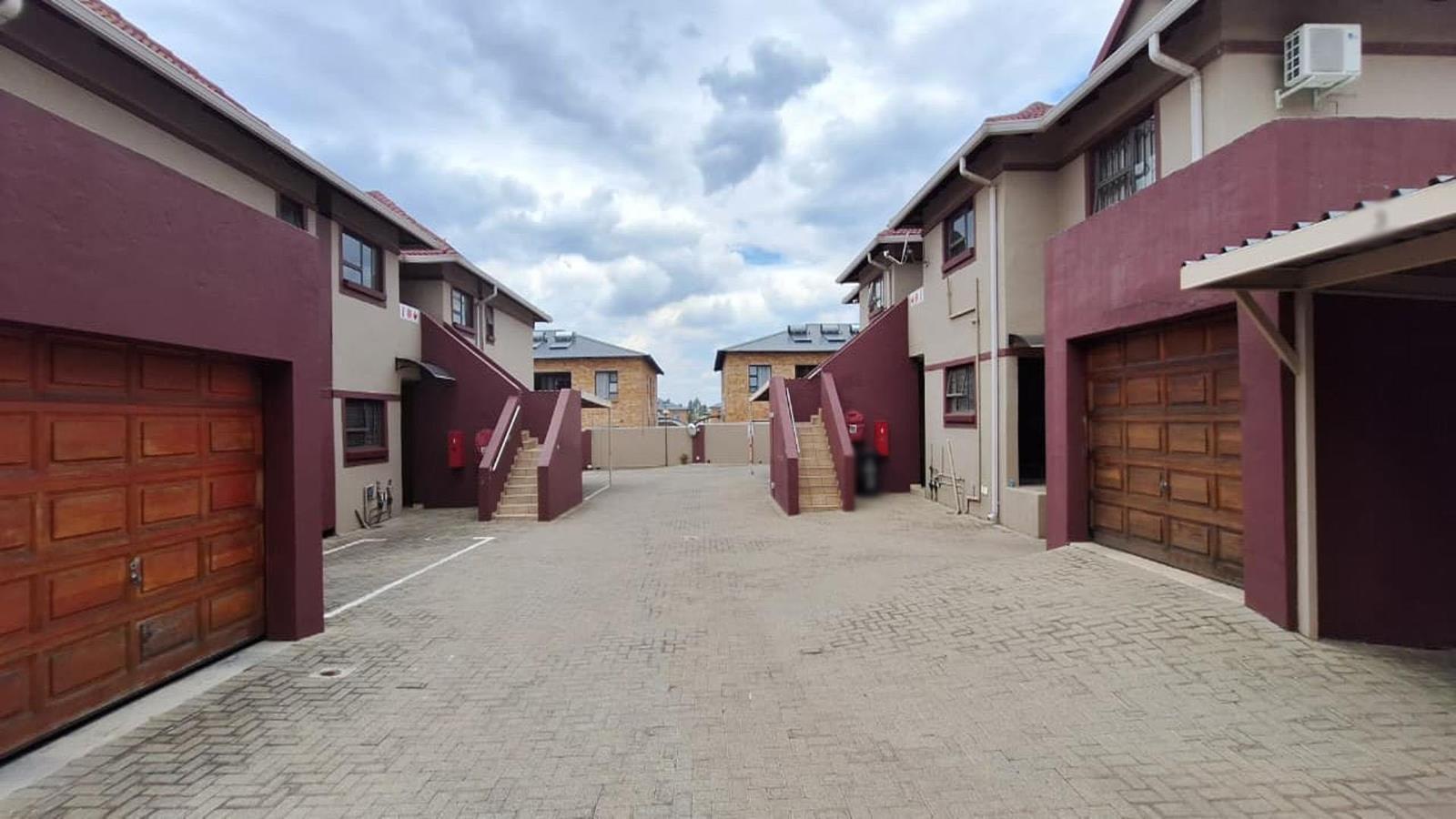 3 Bedroom Townhouse in Newmarket Park