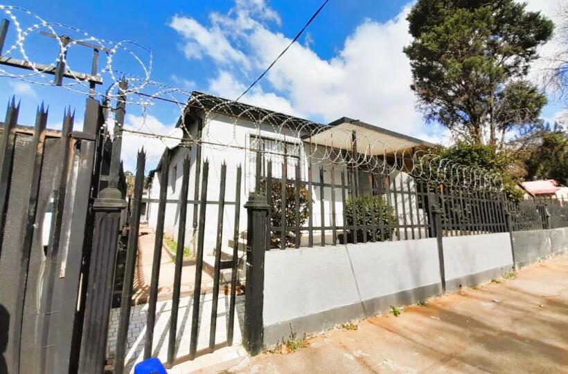 2 Bedroom House in Turffontein
