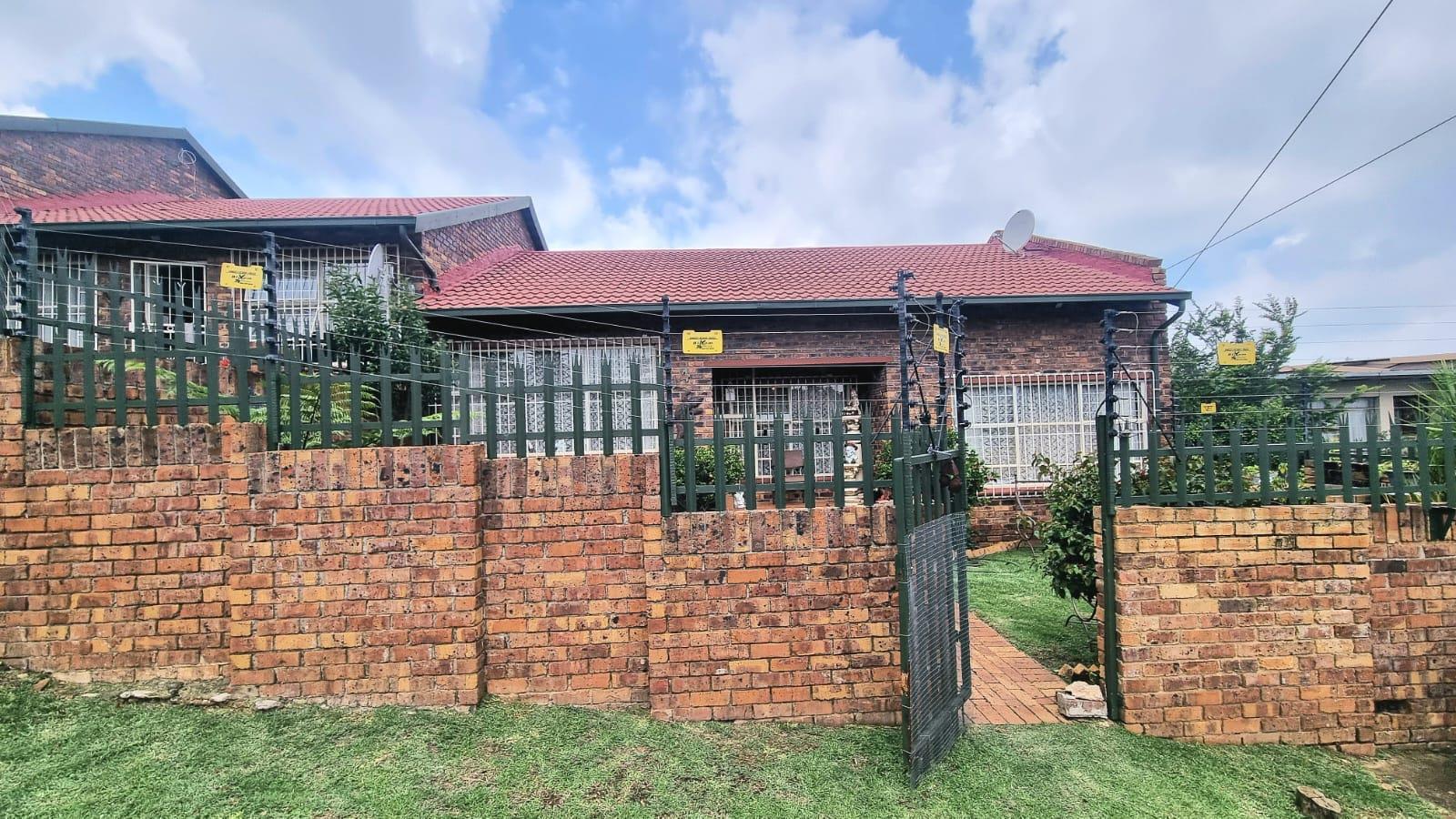 3 Bedroom Townhouse in Quellerie Park