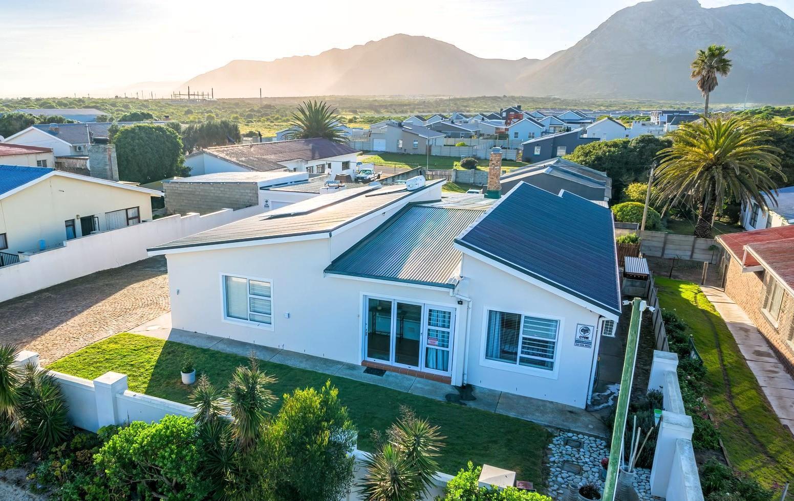 3 Bedroom House in Gansbaai