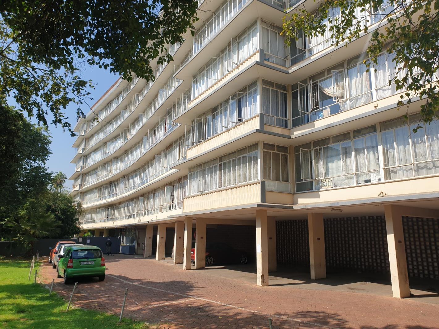 1 Bedroom Apartment in Sunnyside