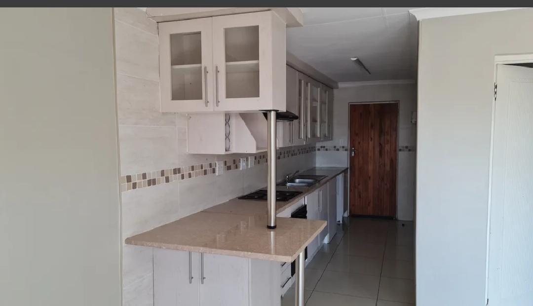 2 Bedroom Garden Cottage in Noordwyk