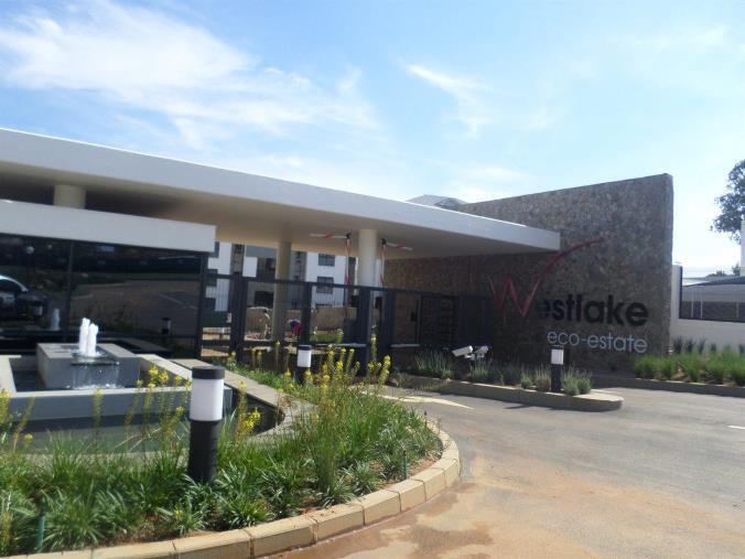 1 Bedroom Apartment in Modderfontein