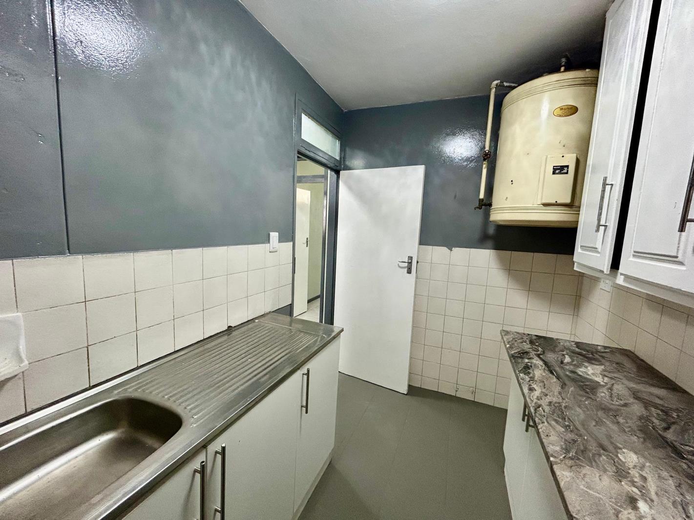 3 Bedroom Apartment in Sunnyside