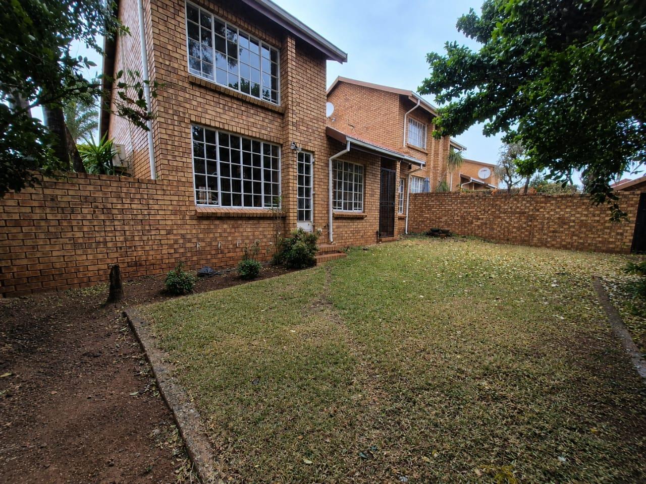 2 Bedroom Townhouse in Zwartkop