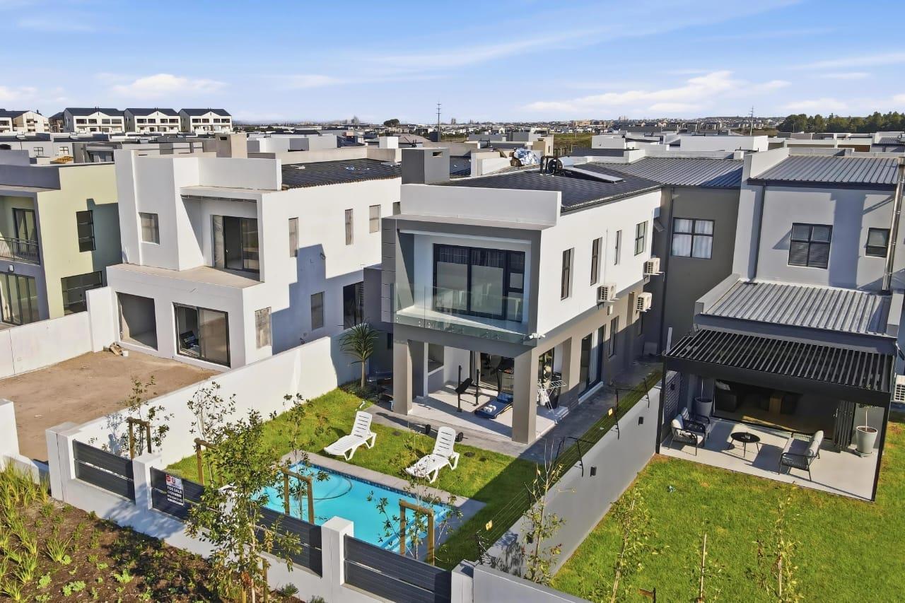 4 Bedroom House in Sandown