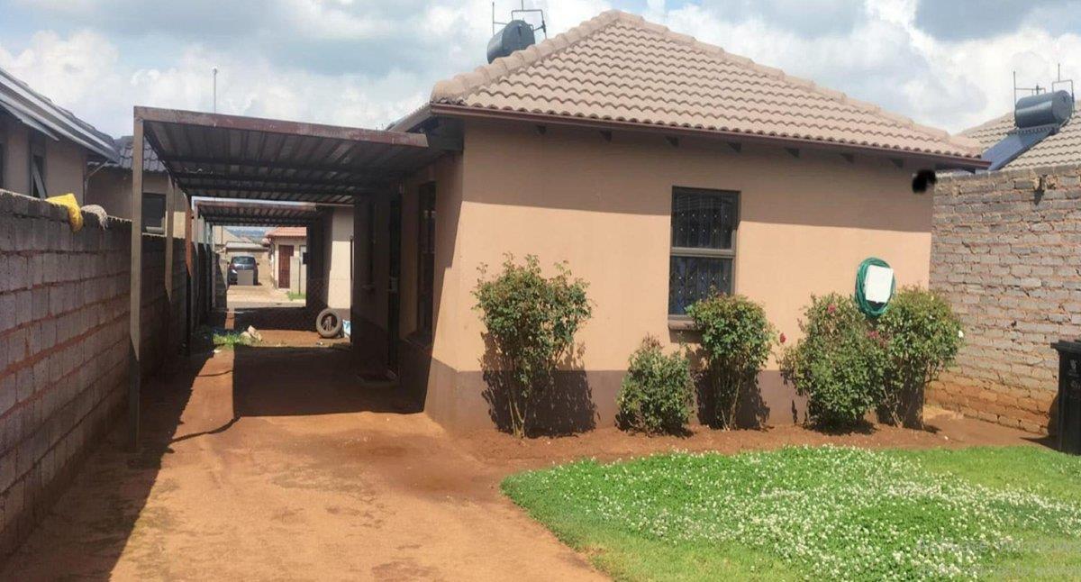 2 Bedroom House in Windmill Park