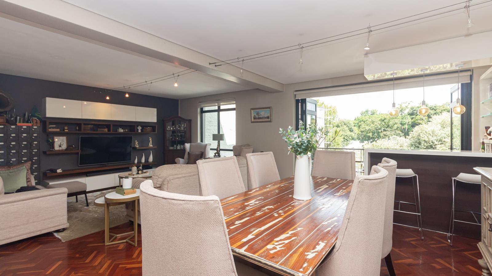 2 Bedroom Apartment in Greenside