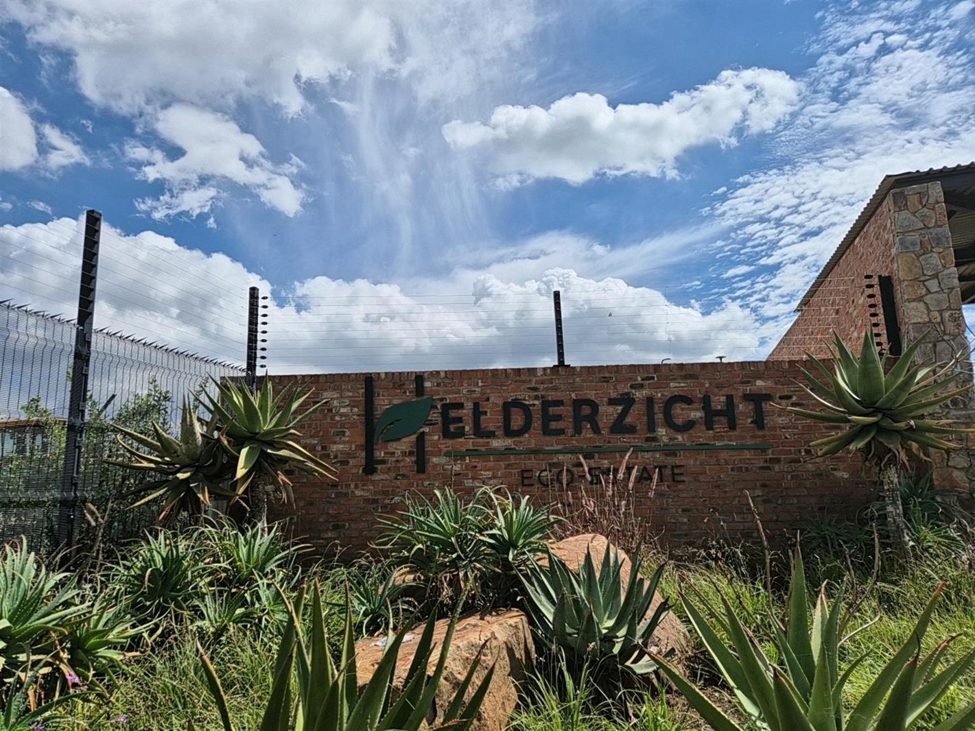 878 m² Land available in Potchefstroom Central