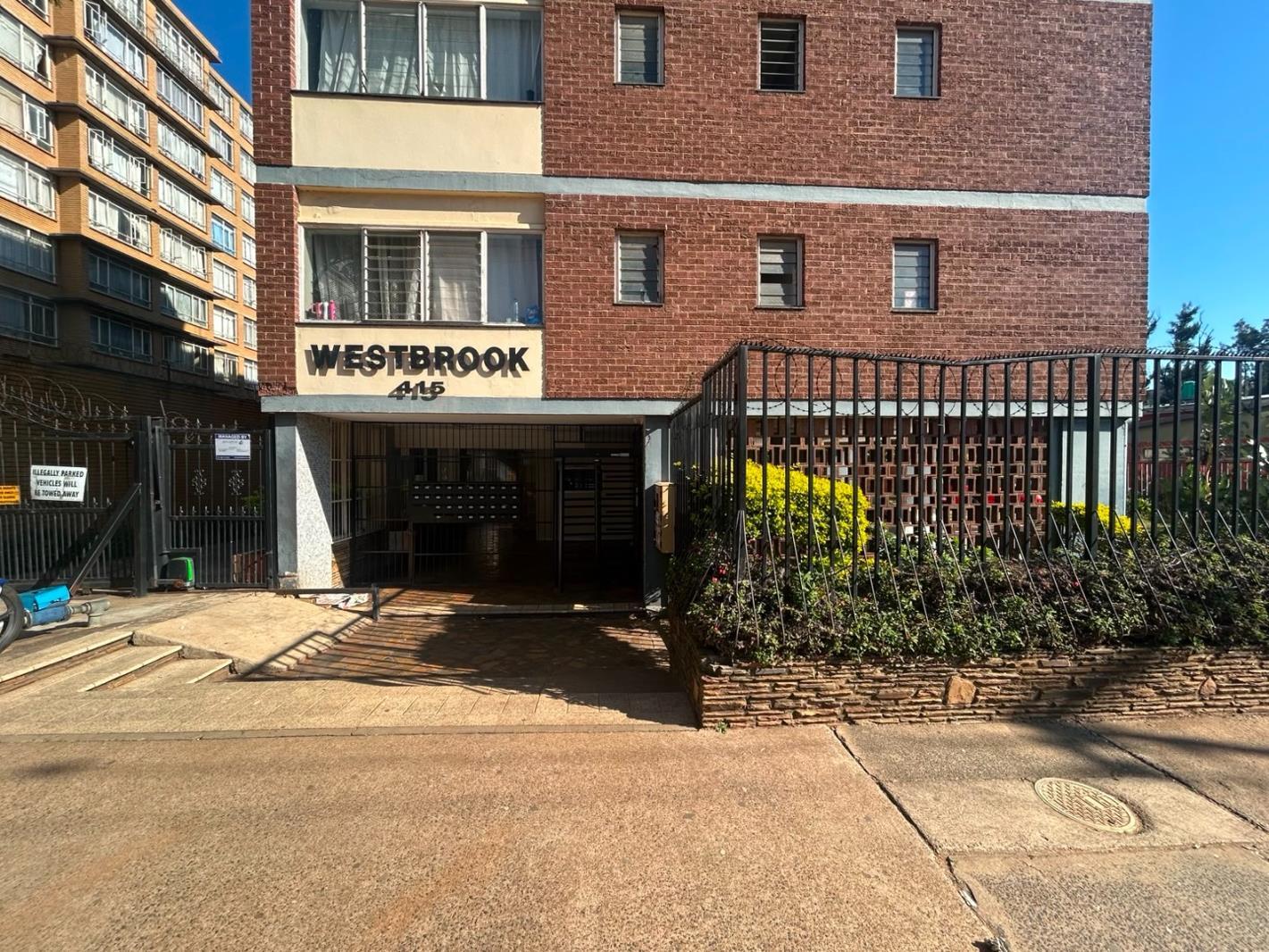 2 Bedroom Apartment in Sunnyside
