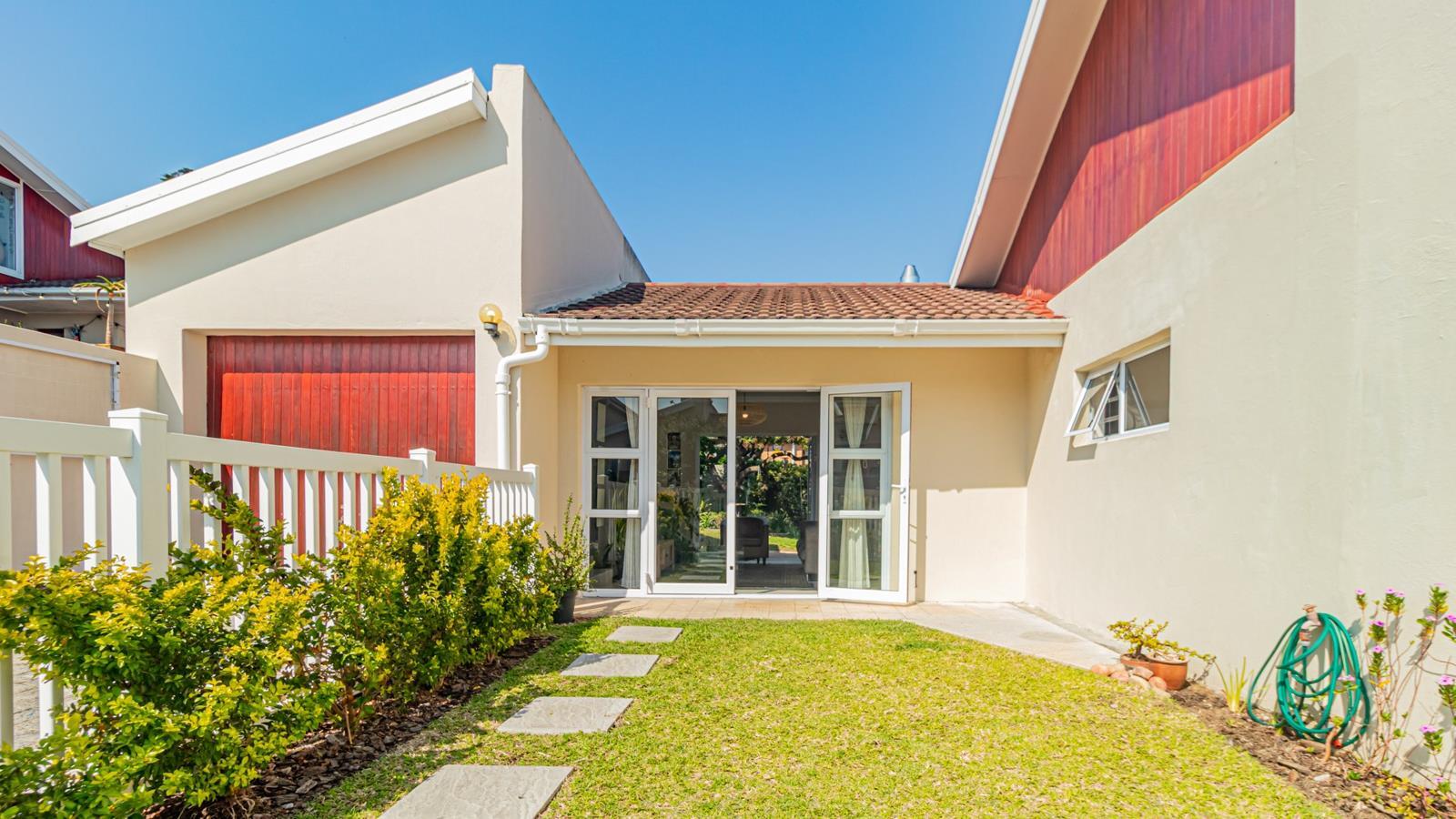 3 Bedroom Townhouse in Die Wingerd