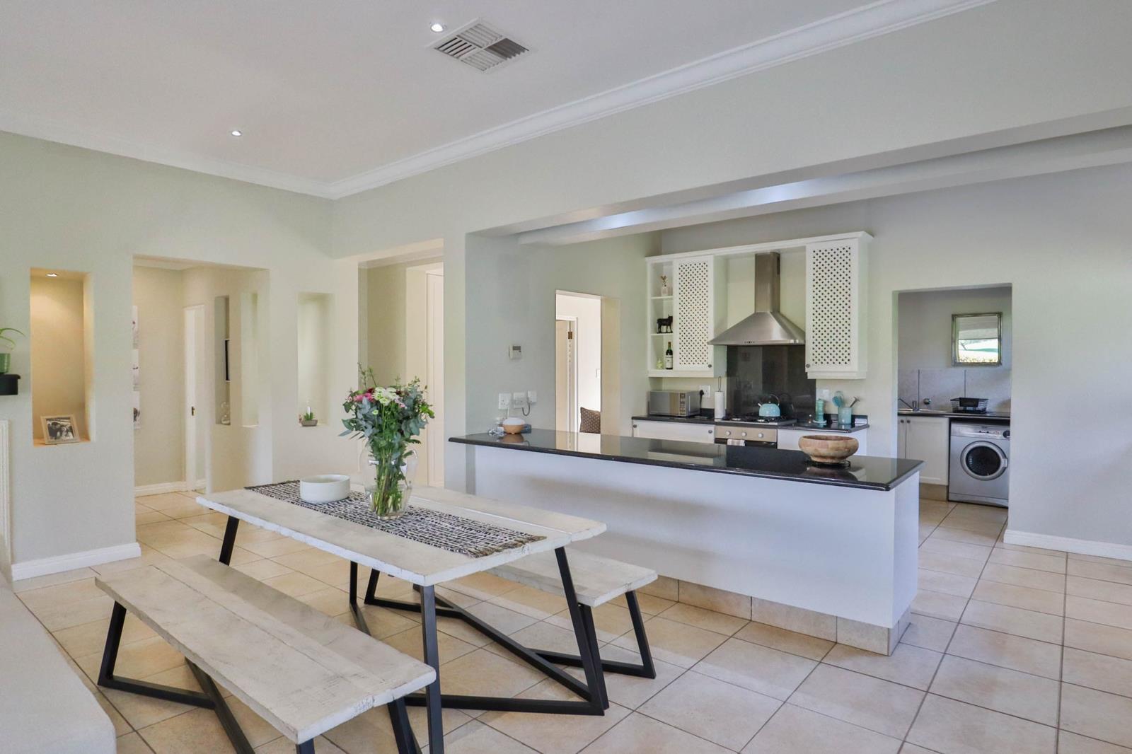 4 Bedroom House in Pecanwood