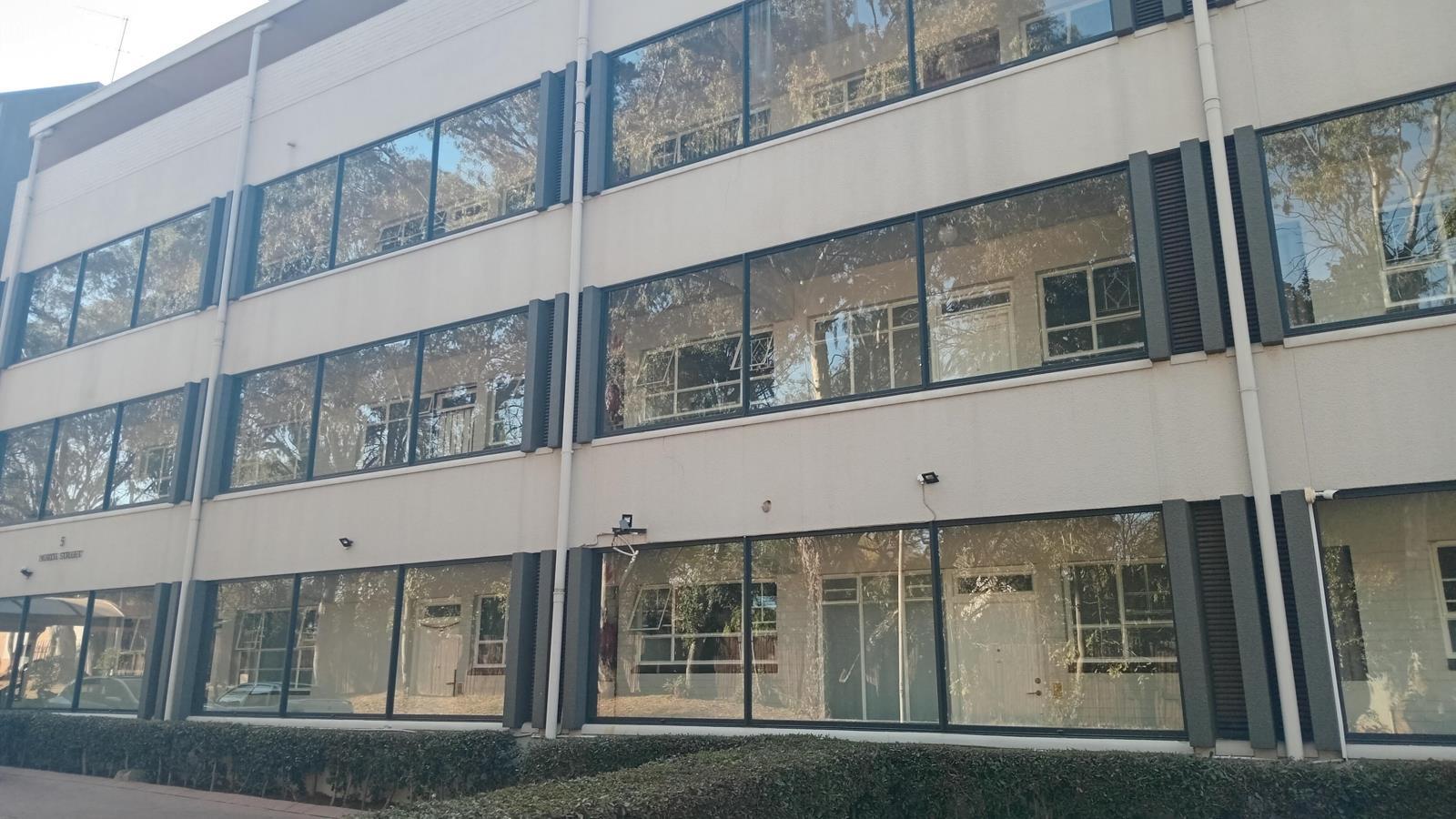 1 Bedroom Flat in Illovo