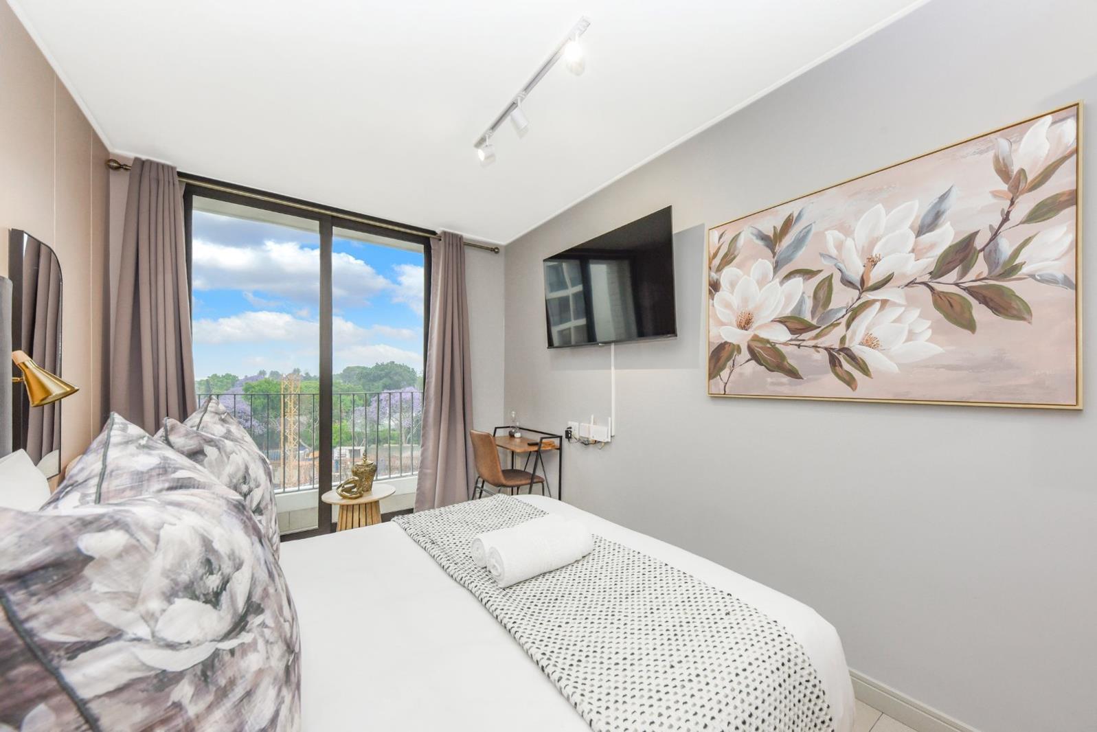 1 Bedroom Apartment in Rosebank