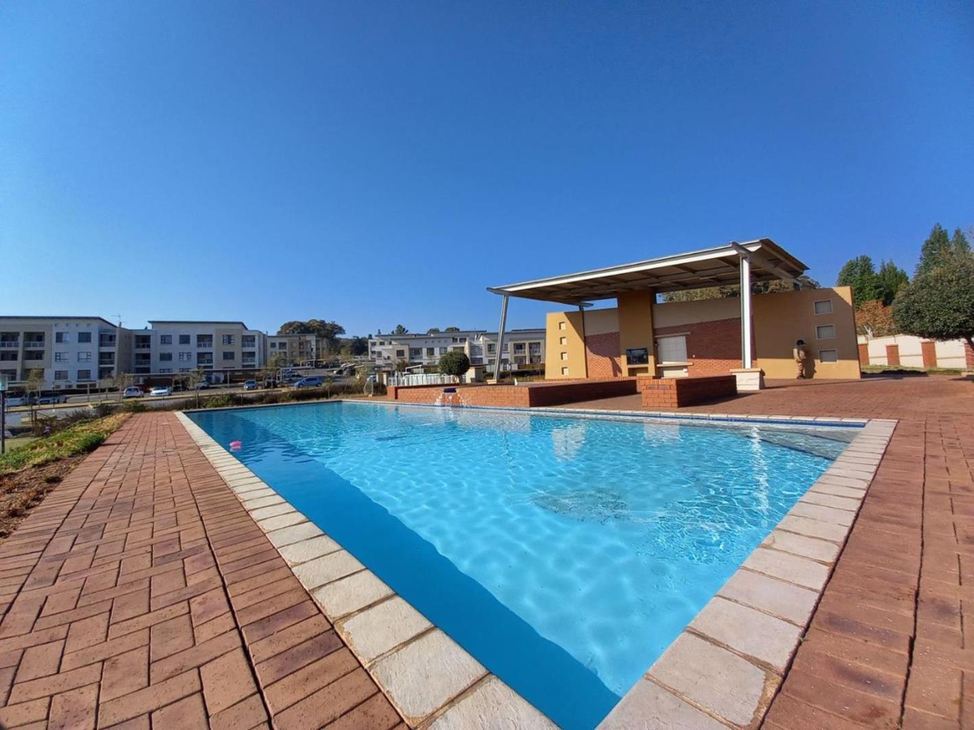 2 Bedroom Apartment in Paulshof